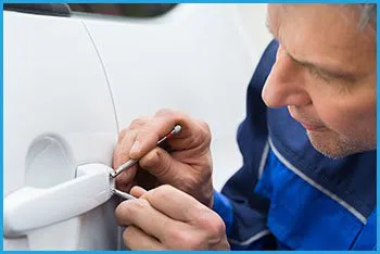Fort Lauderdale Liberty Locksmith Fort Lauderdale, FL 954-744-1012 Fort Lauderdale Liberty Locksmith Fort Lauderdale, FL 954-744-1012 - 20a-car-locksmith